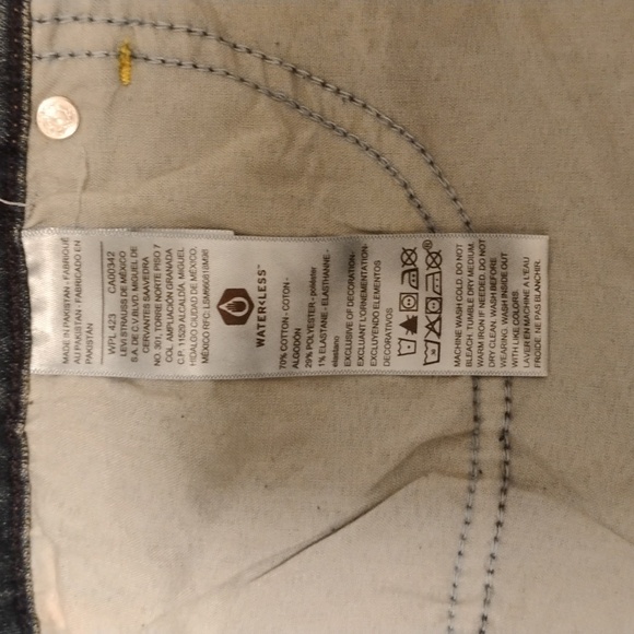 ✨ Levi Strauss Mid Rise Skinny Jeans  NWT ✨ - Picture 4 of 6
